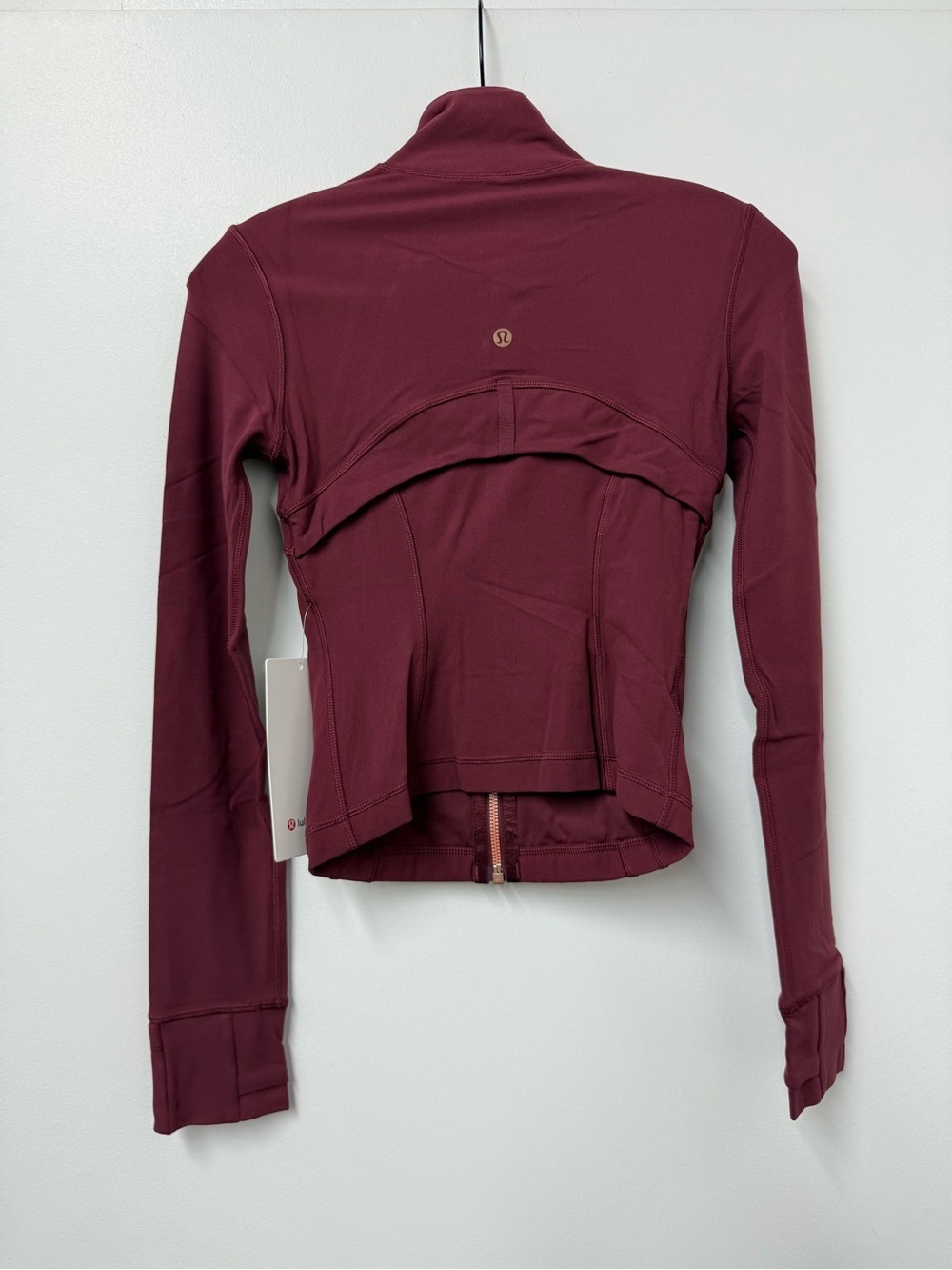 LuluLemon Define Cropped Jacket Nulu in Burgundy Bay/Rose Gold - Picture 2 of 6